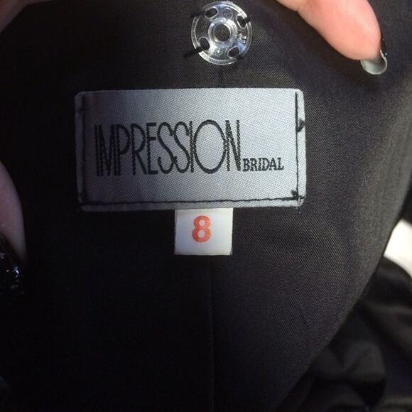 Strapless black and white impression bridal dress - Picture 4 of 4